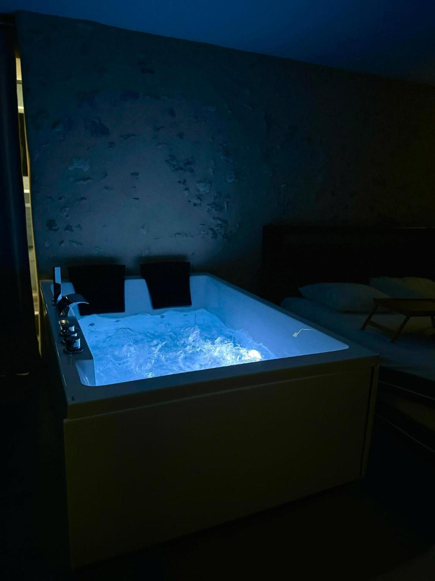 Love Queen Spa Detente ブロワ エクステリア 写真